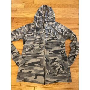 San Franciso City Lights, women's grey camouflage full zip, hooded sweater sz SM